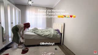 Fatma ile Her Telden ifşa Türbanlı Milf Youtube Katıl İfşa Videoları Part 58 Posteri